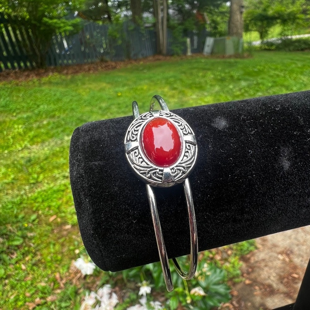 Vtg Boho Silver Tone Red Cabochon Celtic‎ Filigree Double Wire Cuff Bracelet